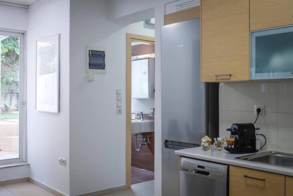 אתונה Pame Rentals - Cozy Glyfada Stay With Free Parking מראה חיצוני תמונה