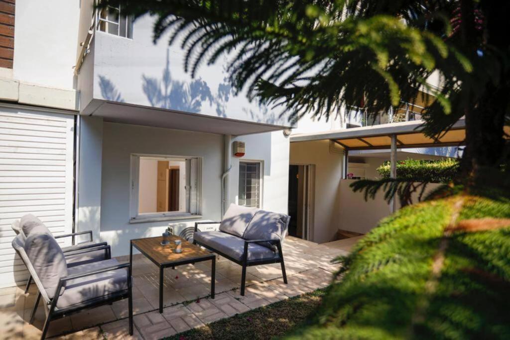 אתונה Pame Rentals - Cozy Glyfada Stay With Free Parking מראה חיצוני תמונה